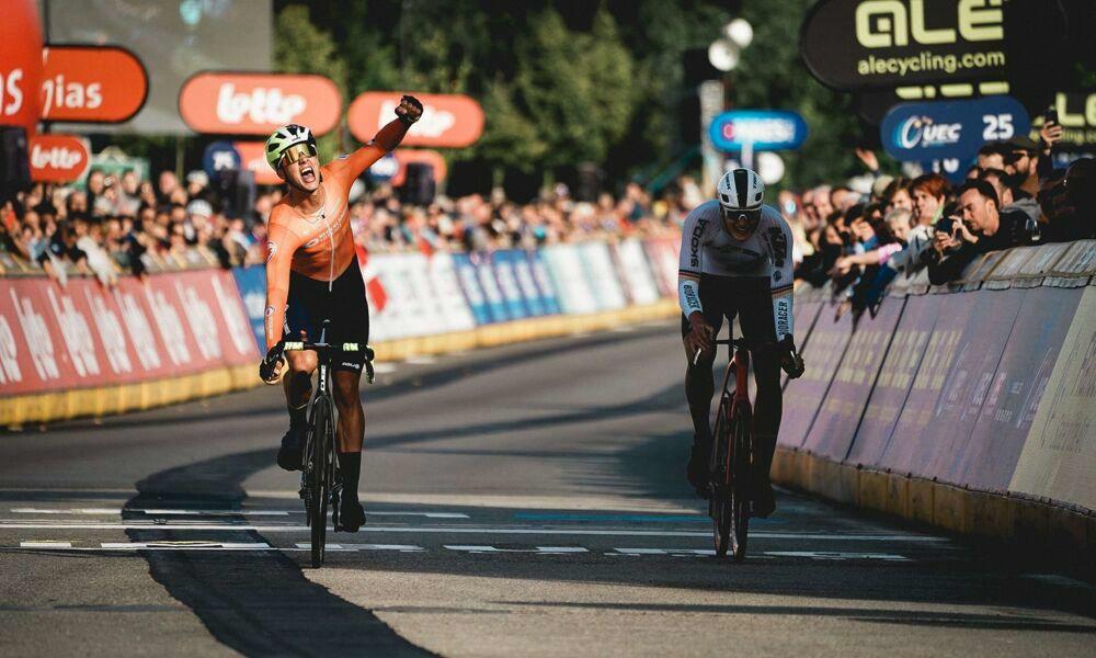 Huub Artz outsprints Niklas Behrens at the line and is crowned European champion